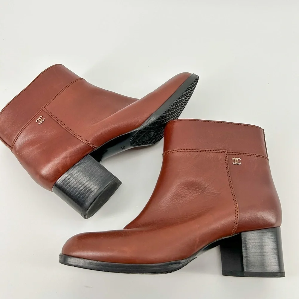 Chanel Caramel Cognac Brown Ankle Boots Logo Size 38